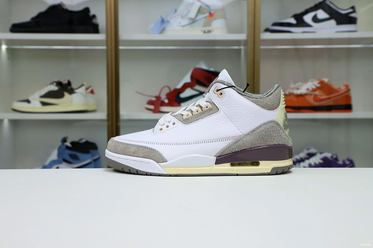 MANIÉRE JORDAN WMNS 3 X AIR 0811